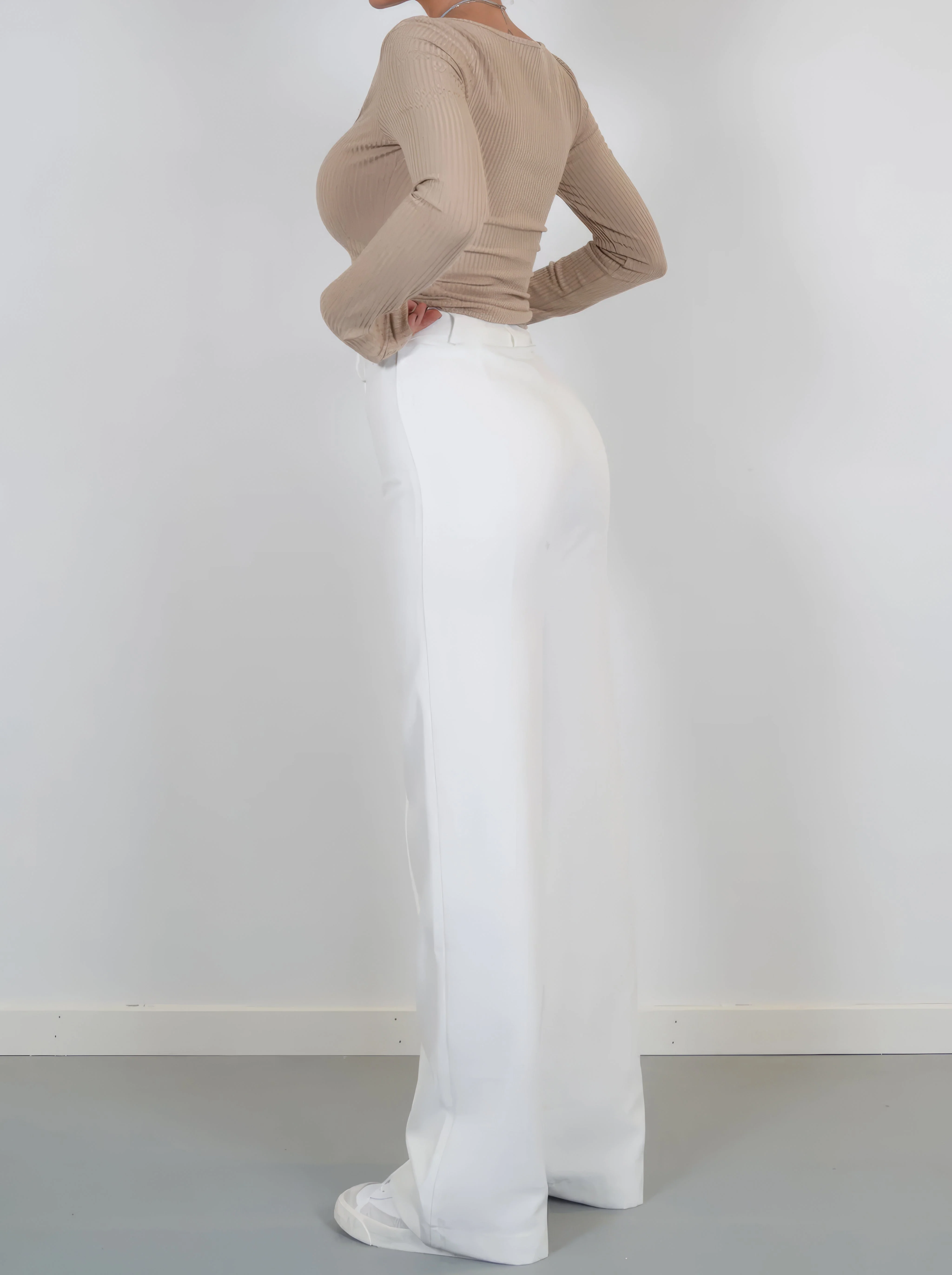 Casual Wide-leg high-waisted trousers for women - Image 5