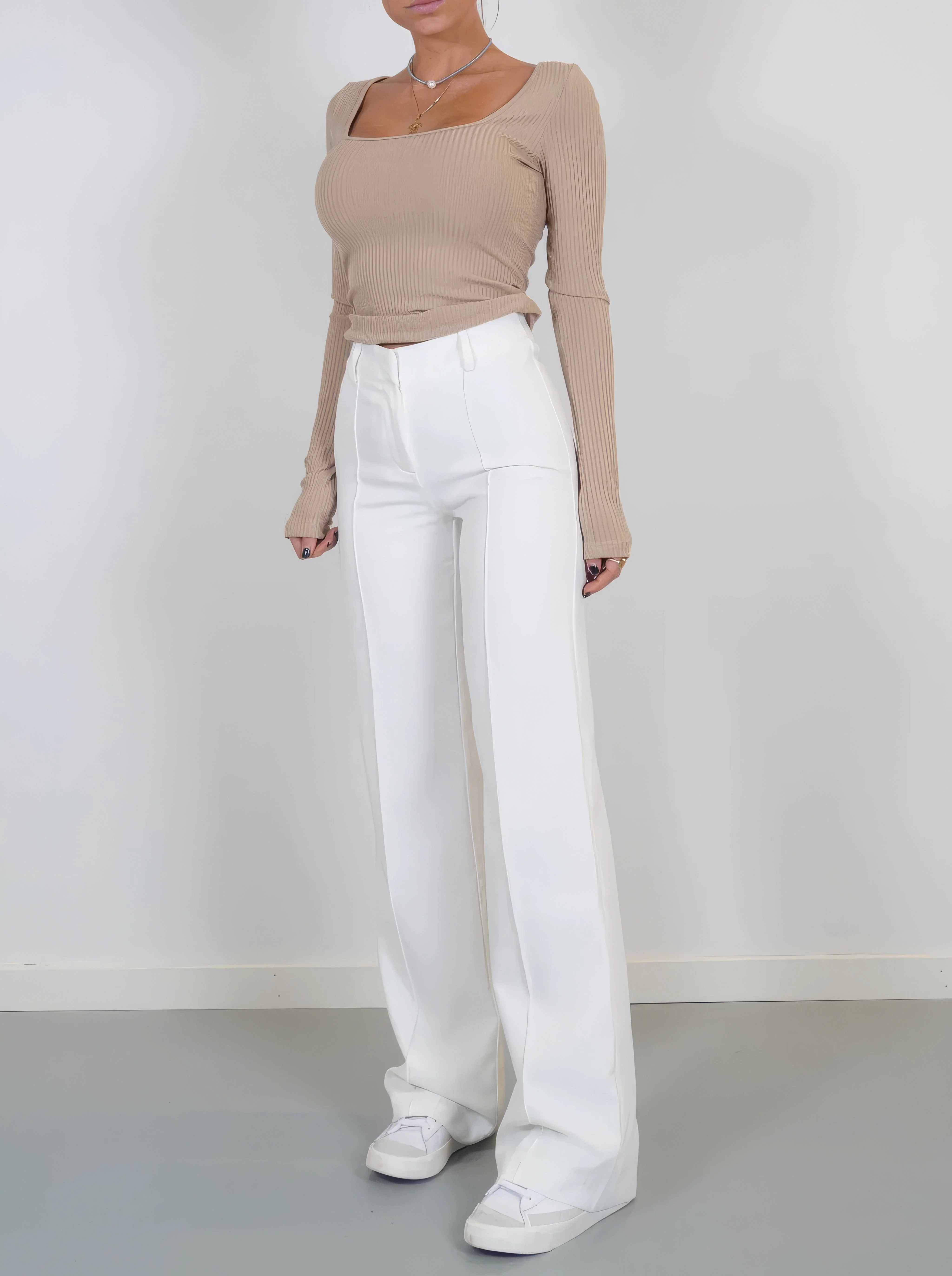Casual Wide-leg high-waisted trousers for women - Image 9
