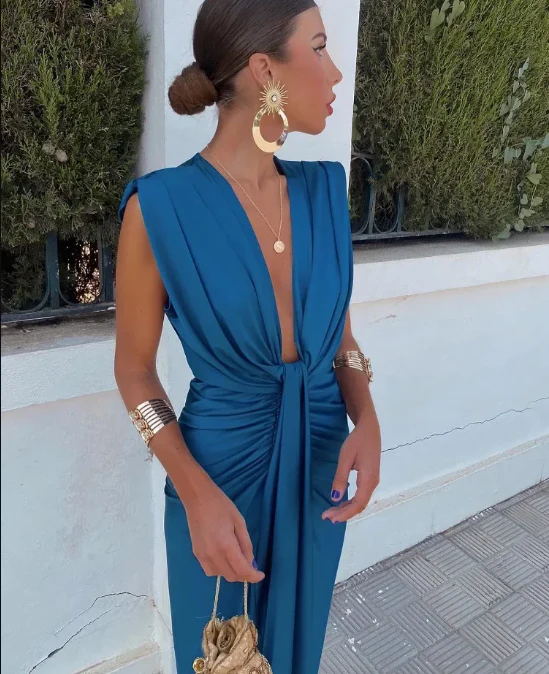 Elegant Pleated Maxi Dress - Flowing Style - Image 5