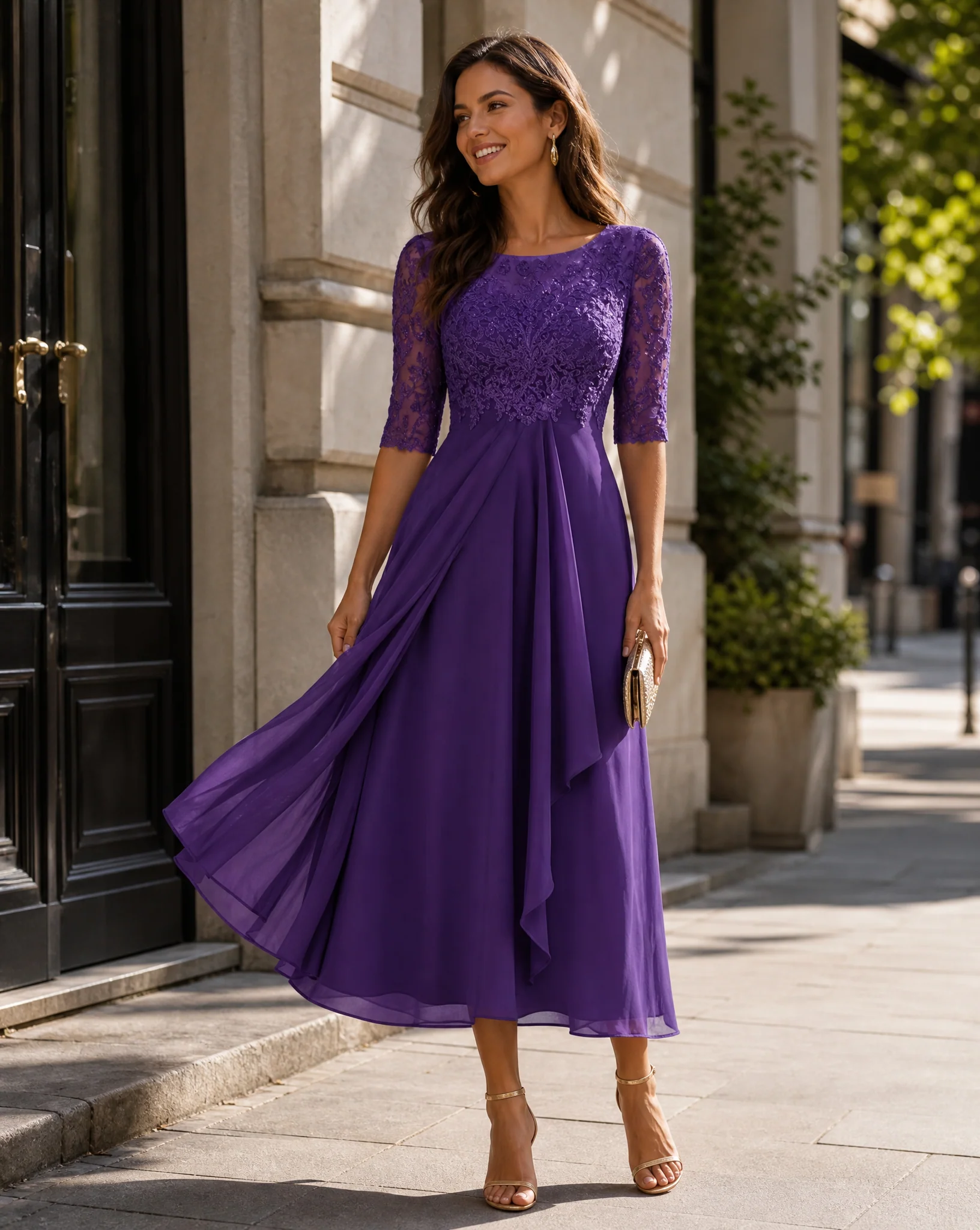 Elegant Flowy Women's Party Dress with Lace Bodice - Image 2