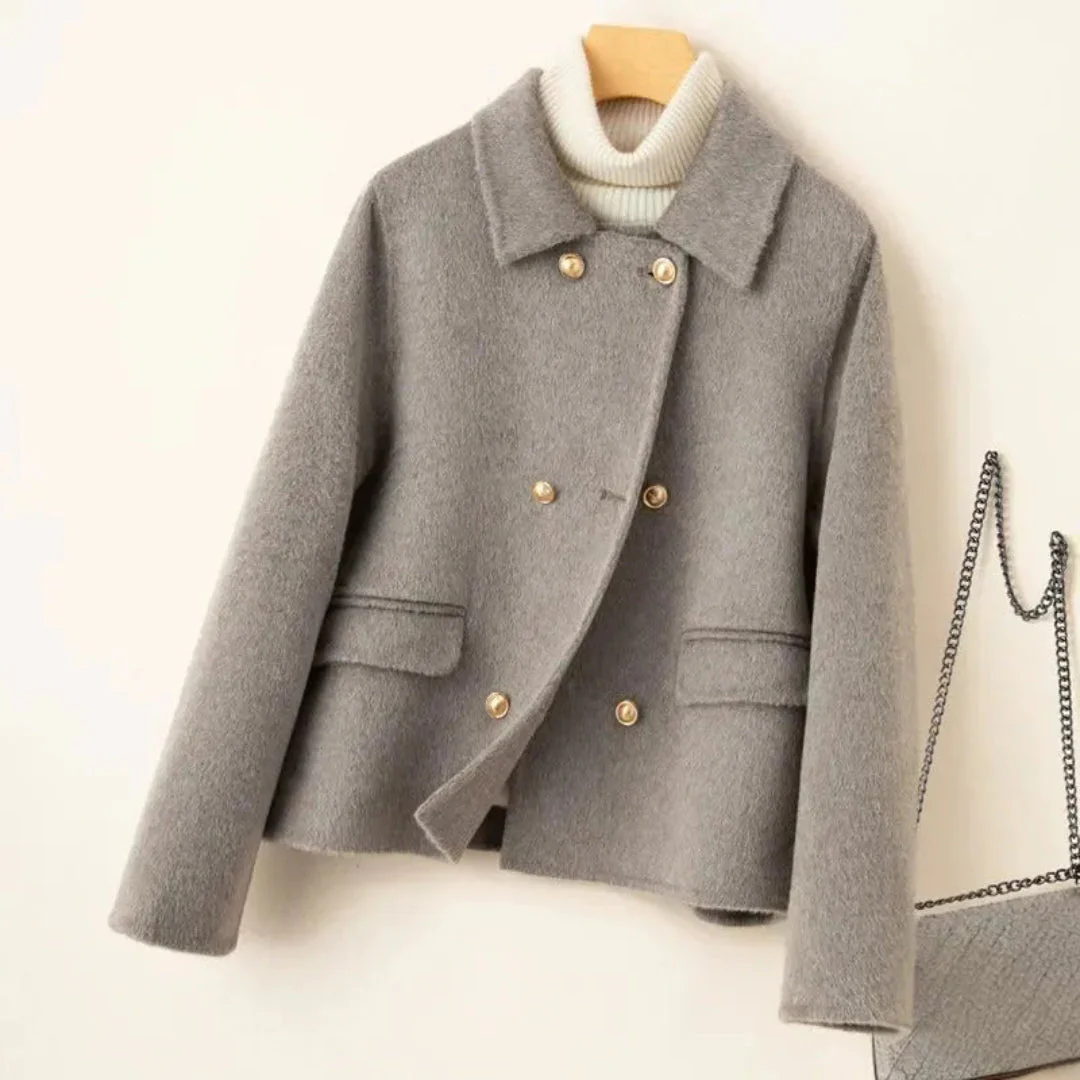 Women's Elegant wool coat with doll collar and gold buttons