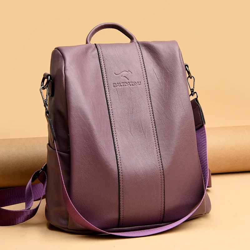 Sleek Black Leather Backpack - Image 3