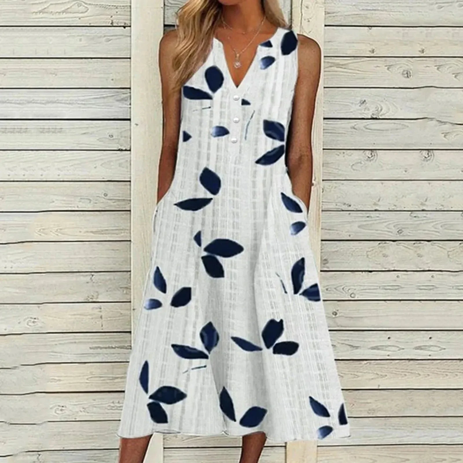 Leaf Print Maxi Dress – Stylish V-Neck Sleeveless Summer Look - Image 5