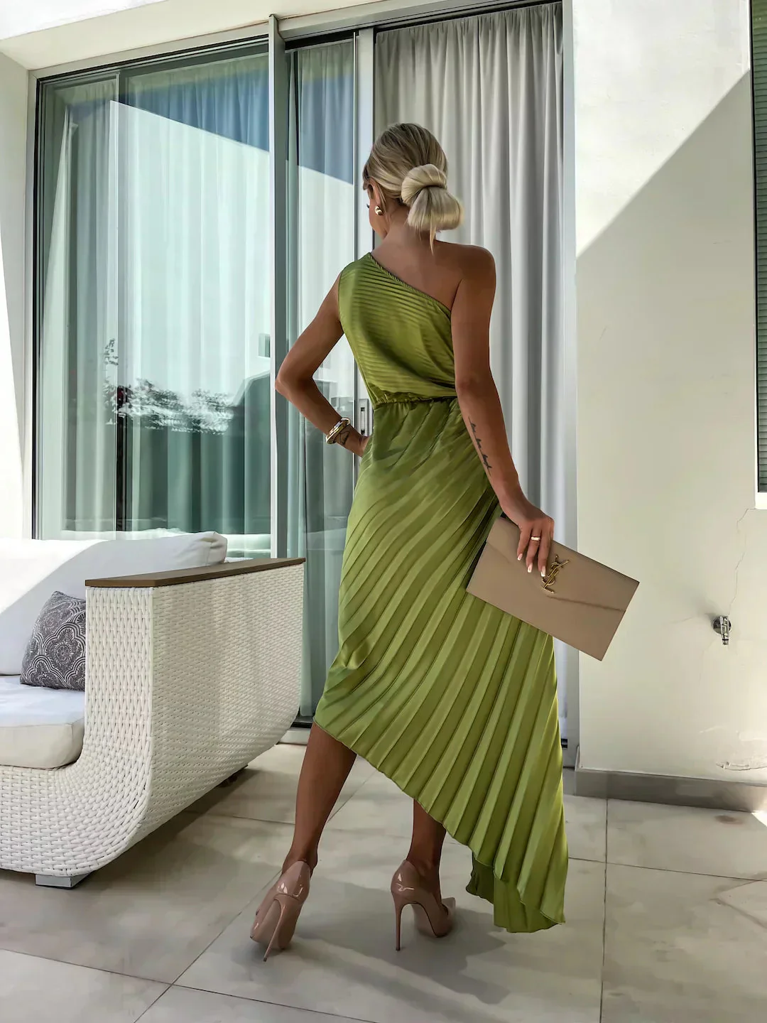 Elegant Shoulder Pleated Special Occasion Midi Dress - Image 4