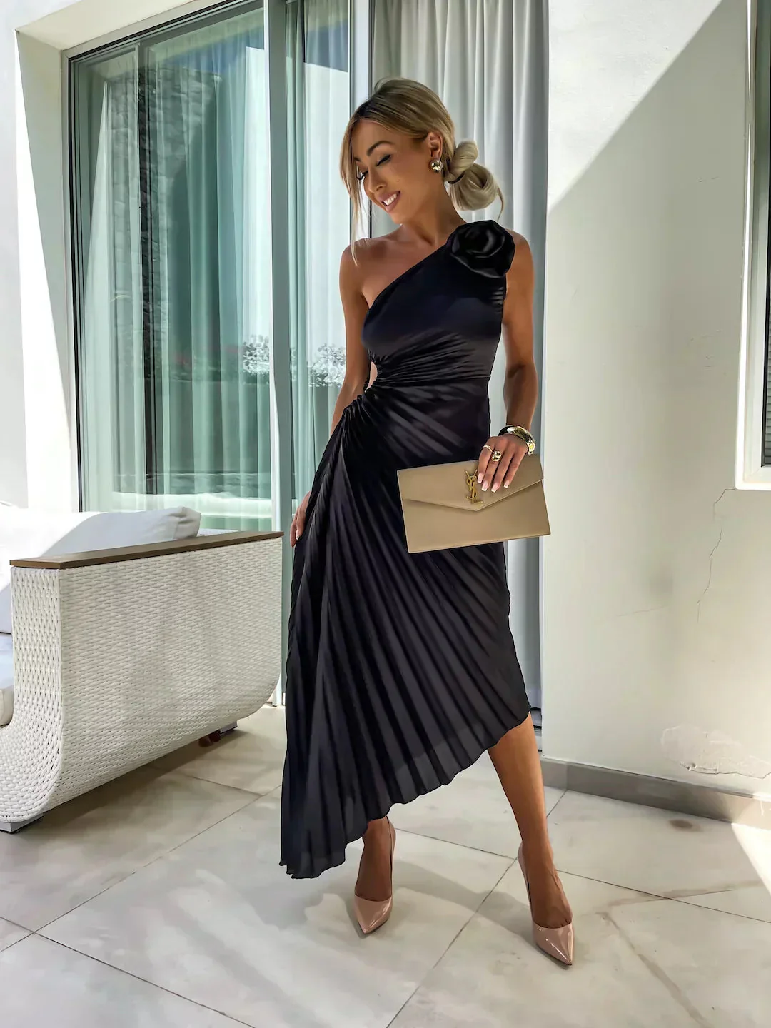 Elegant Shoulder Pleated Special Occasion Midi Dress - Image 5