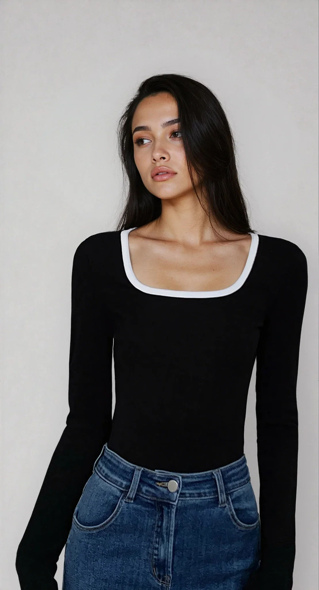 Square Neck Contrast Trim Top