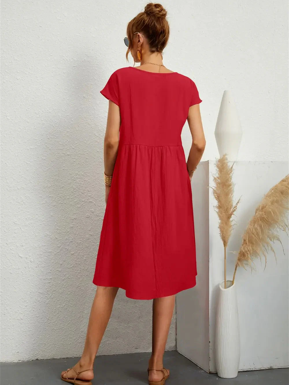 Stylish Casual Pocket Midi Dress for Everyday Comfort - Image 3