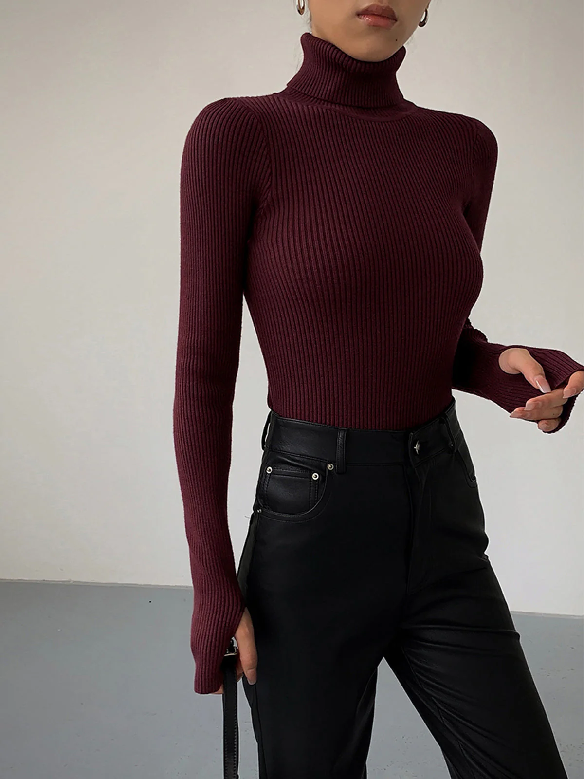 Stylish Ribbed Turtleneck Spring Sweater for Women - Image 4