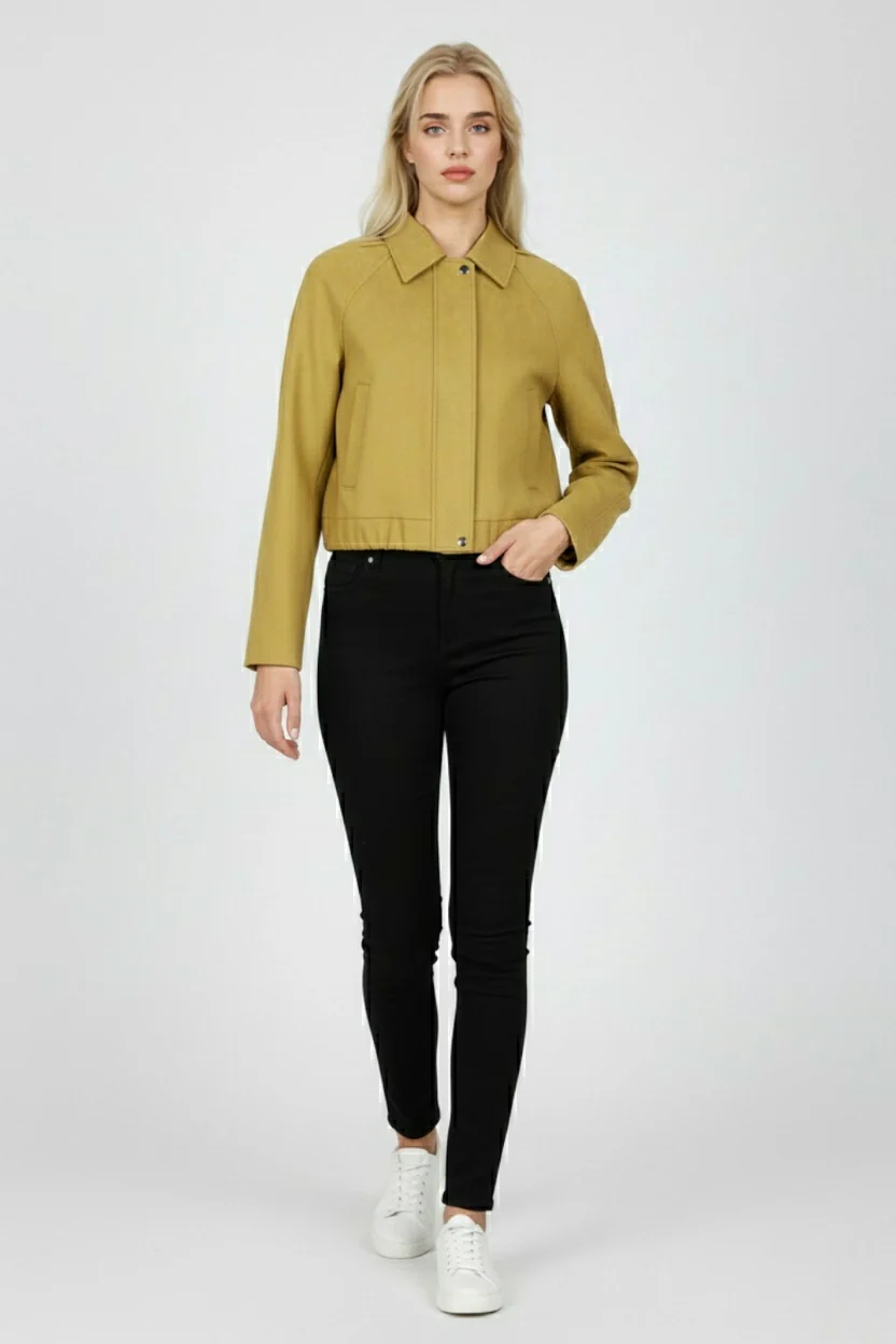 Stylish Yellow Bomber Jacket with Trendy Details - Image 2