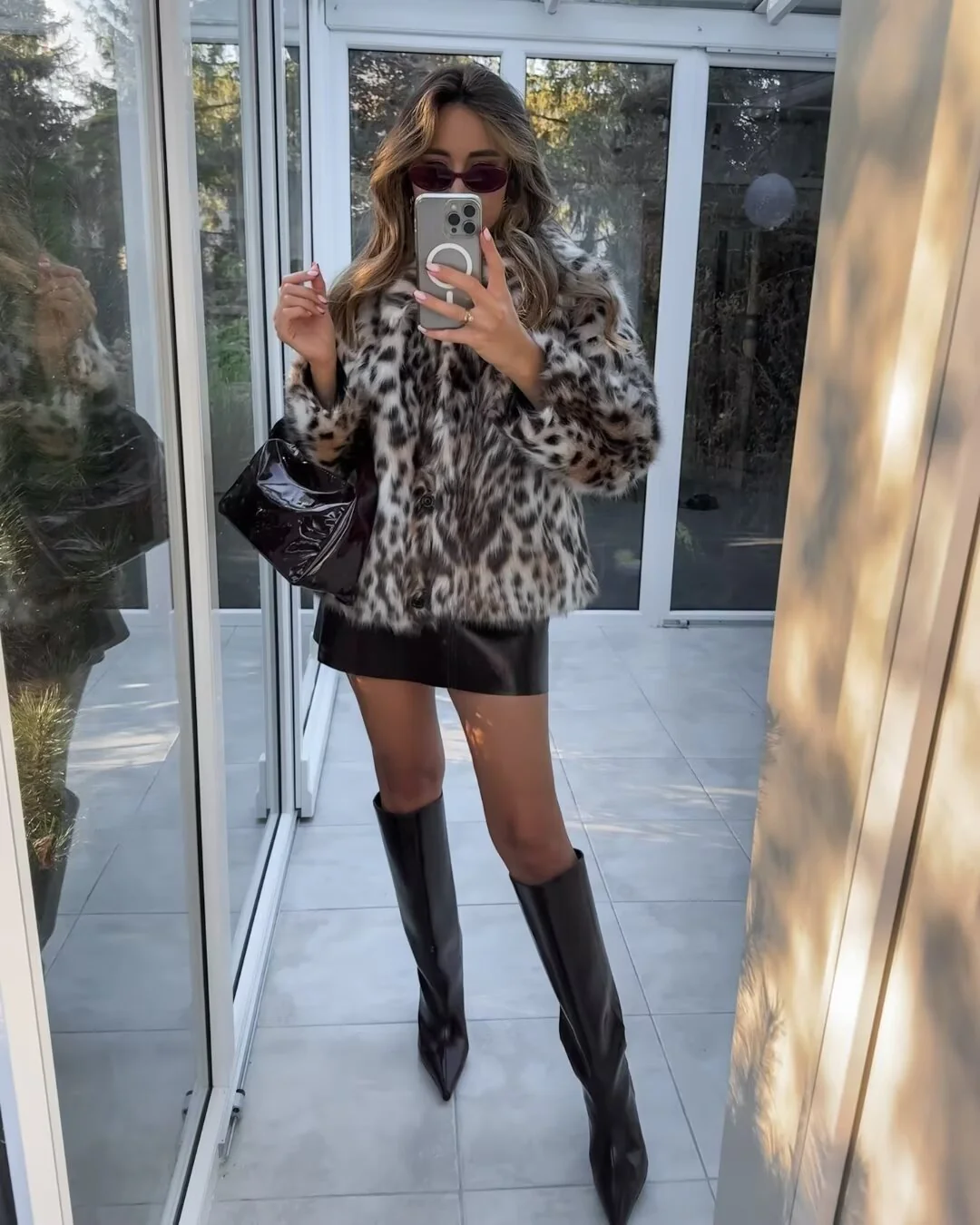Women's Plush Brown Faux Fur Cropped Jacket - Image 3