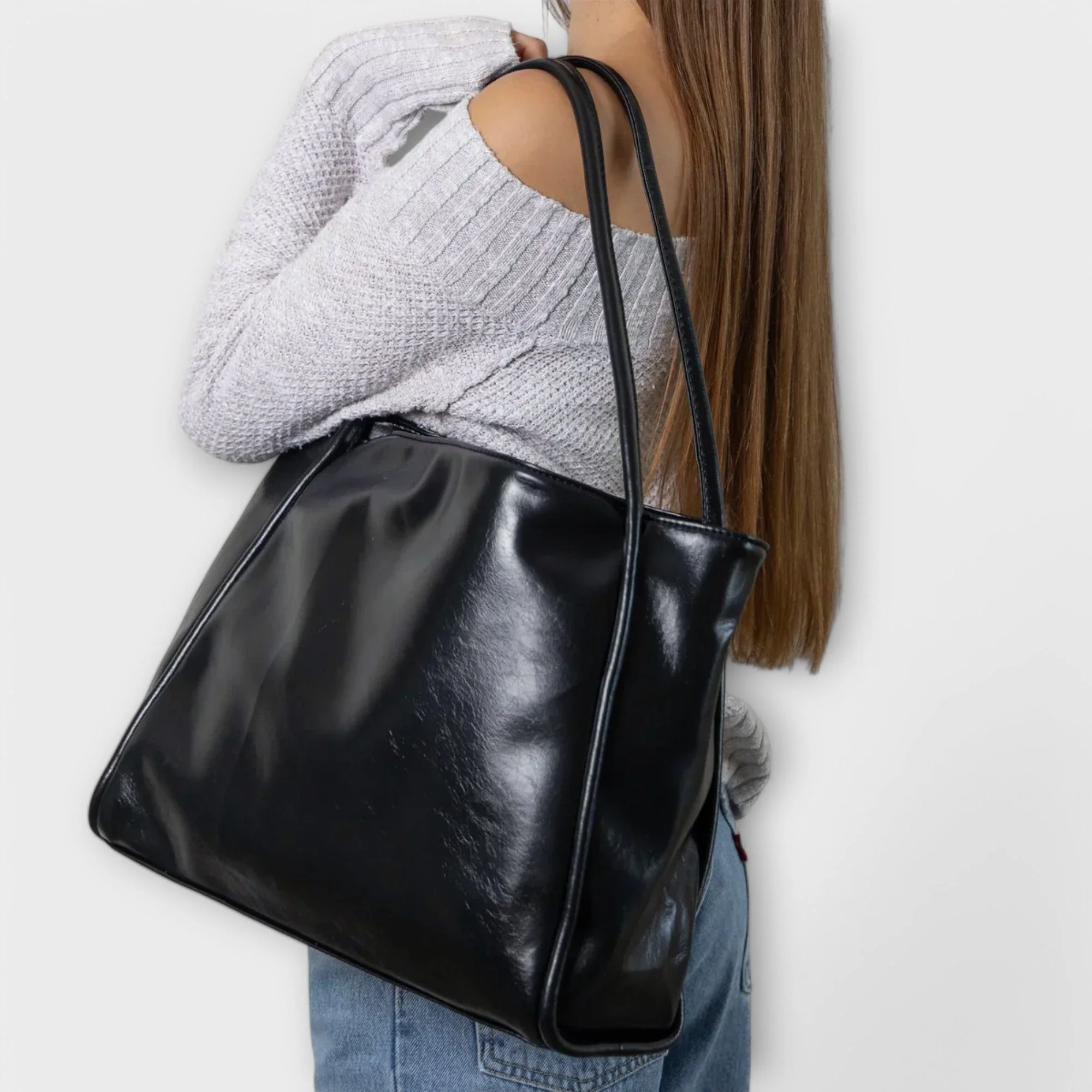 Women's Structured Handbag with Top Handle and Detachable Strap - Image 4